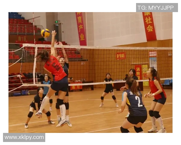 成都排球队选拔赛分析:团队配合与战术执行的精彩表现 成都排球队选拔赛分析:团队配合与战术执行的精彩表现