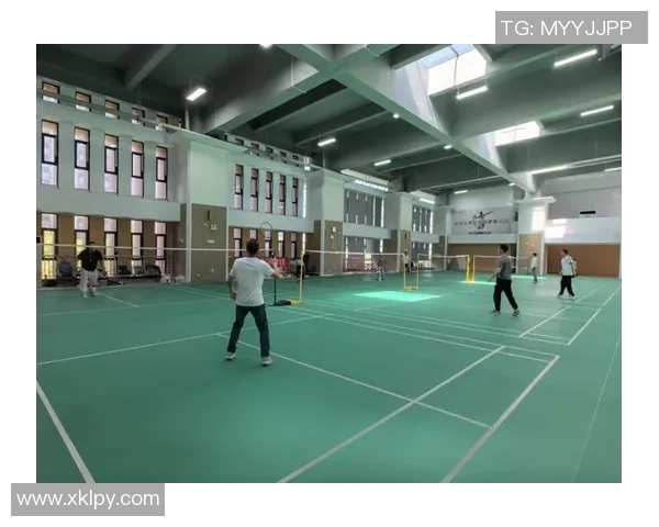 赵秀英亲授羽毛球技巧与心得分享助你提升球技与竞技水平 赵秀英亲授羽毛球技巧与心得分享助你提升球技与竞技水平